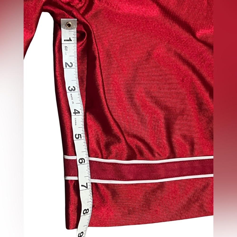 Men’s Vintage Reebok Red Basketball Shorts M | Athletic Workout - Picture 5 of 10